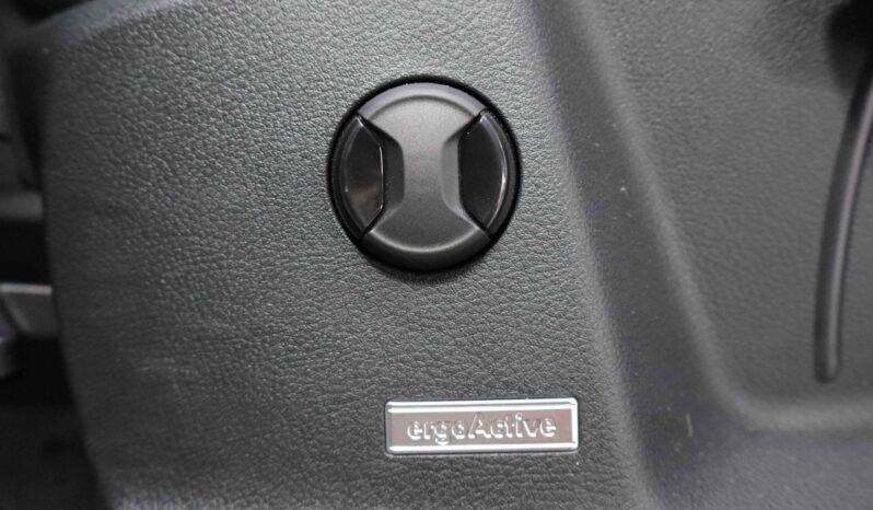 VOLKSWAGEN Touran 2.0 TDI lleno