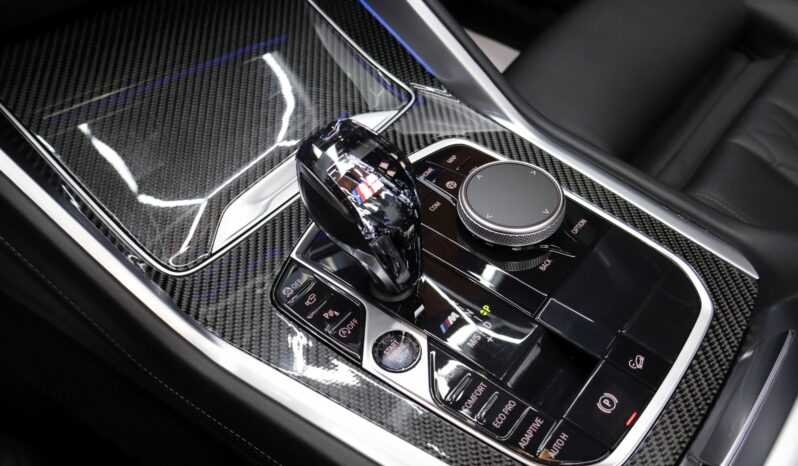 BMW X6 M50i lleno