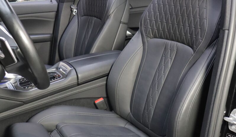 BMW X6 M50i lleno