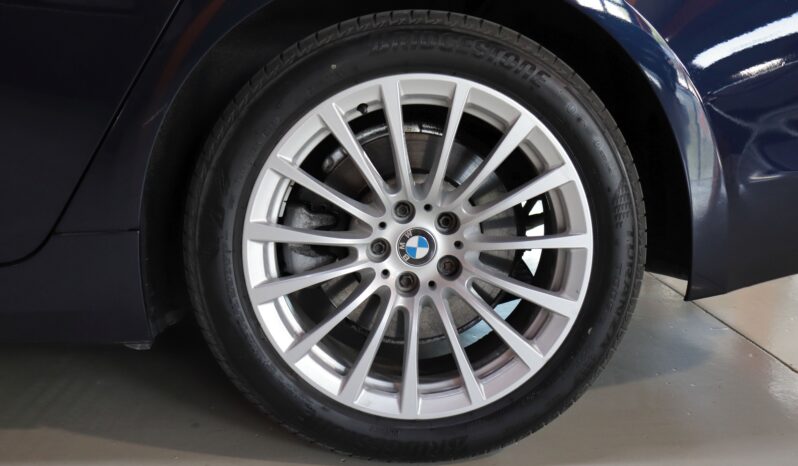BMW 530e iPerformance lleno