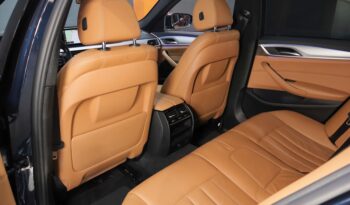 BMW 530e iPerformance lleno