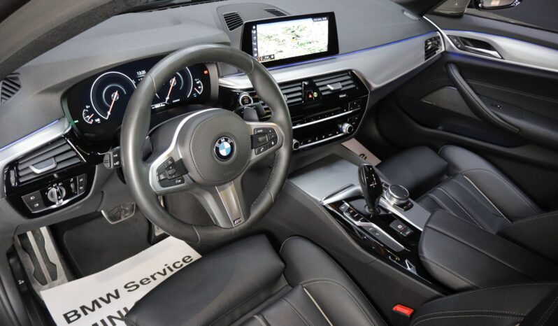 BMW 530e M iPerformance lleno