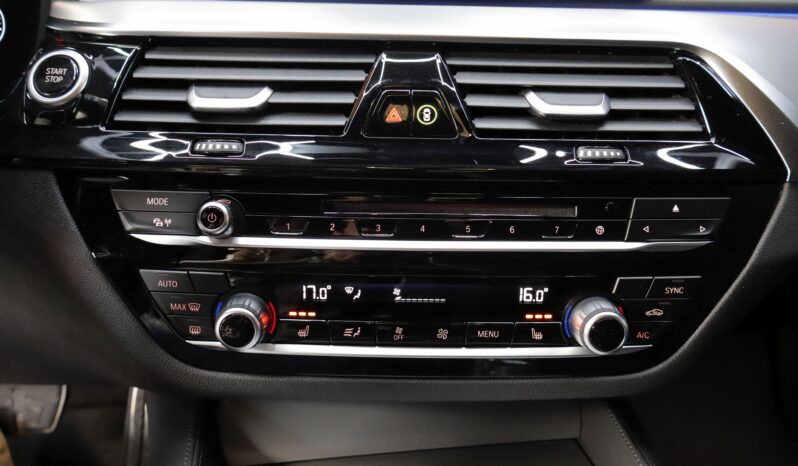 BMW 530e M iPerformance lleno