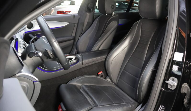 MERCEDES-BENZ E 200d lleno