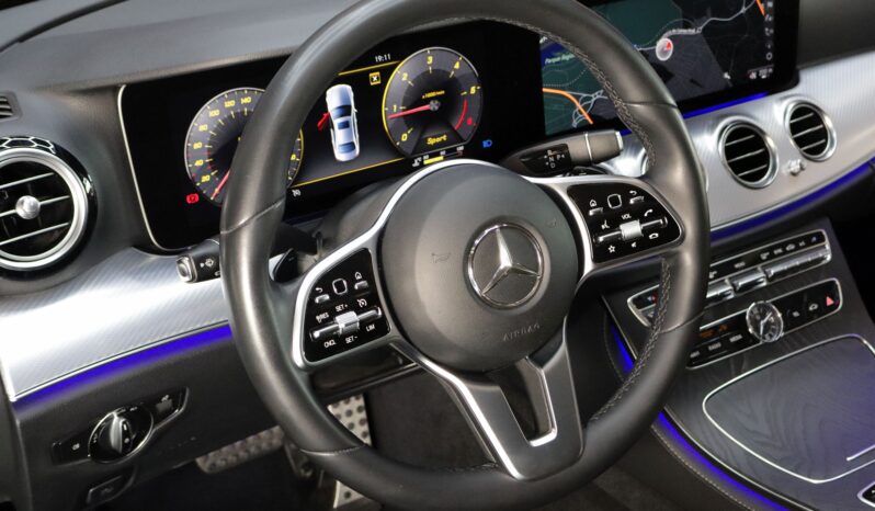 MERCEDES-BENZ E 200d lleno
