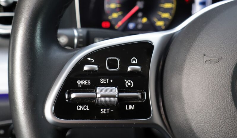MERCEDES-BENZ E 200d lleno
