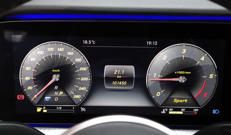 MERCEDES-BENZ E 200d lleno