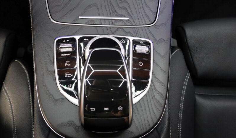 MERCEDES-BENZ E 200d lleno