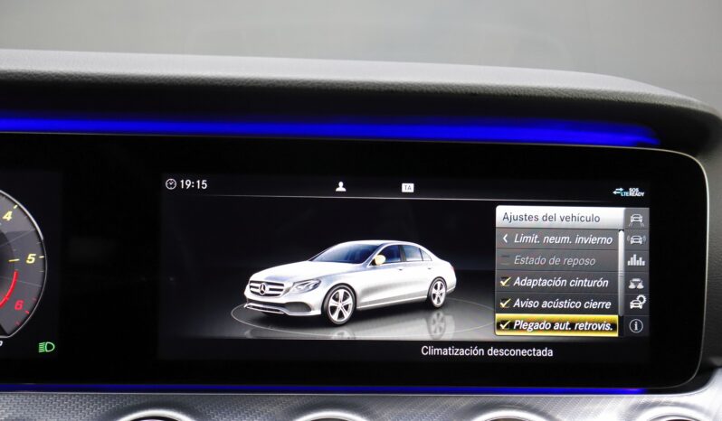 MERCEDES-BENZ E 200d lleno