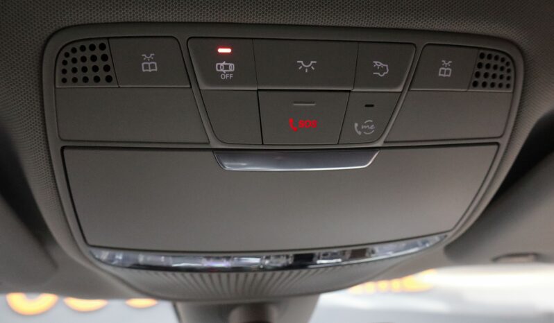 MERCEDES-BENZ E 200d lleno
