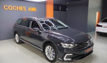 VOLKSWAGEN Passat Variant GTE lleno