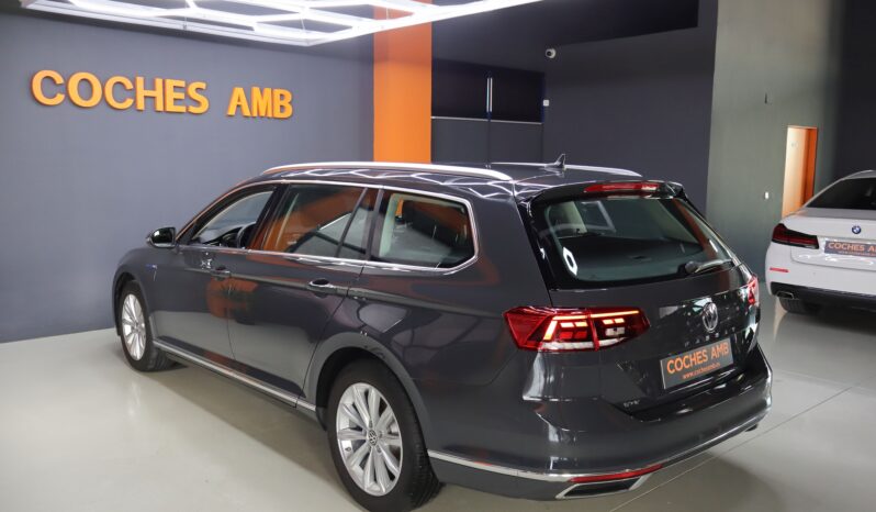 VOLKSWAGEN Passat Variant GTE lleno