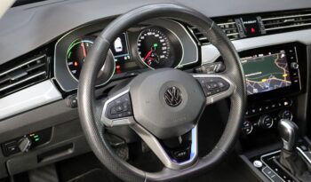 VOLKSWAGEN Passat Variant GTE lleno