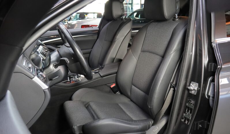 BMW 530D lleno