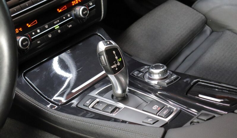 BMW 530D lleno