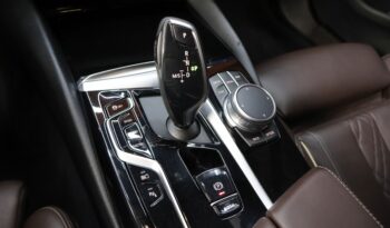 BMW 530e lleno