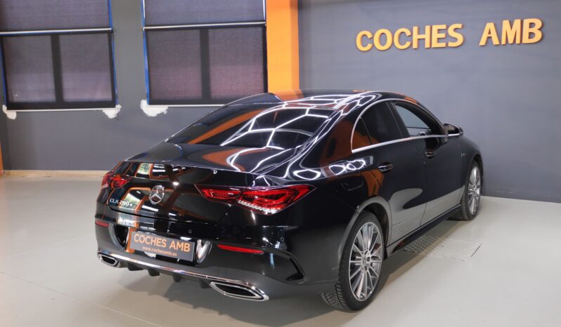 MERCEDES-BENZ CLA 250e lleno