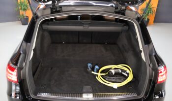 MERCEDES-BENZ E 300e Estate lleno