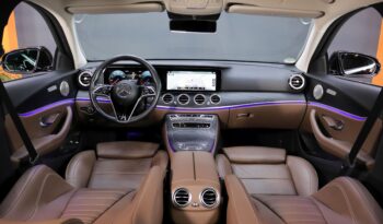 MERCEDES-BENZ E 300e Estate lleno