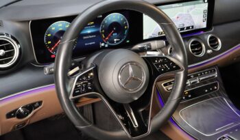 MERCEDES-BENZ E 300e Estate lleno