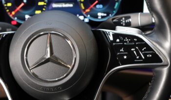 MERCEDES-BENZ E 300e Estate lleno