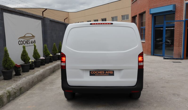 MERCEDES-BENZ Vito 111 CDI lleno