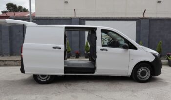 MERCEDES-BENZ Vito 111 CDI lleno