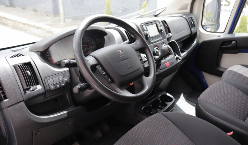 PEUGEOT Boxer lleno