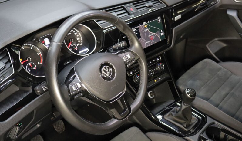 VOLKSWAGEN Touran Sport 2.0 TDI lleno