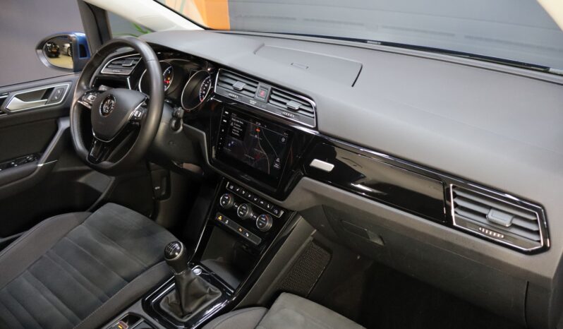 VOLKSWAGEN Touran Sport 2.0 TDI lleno