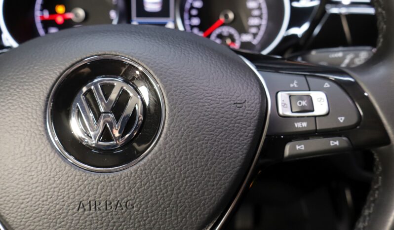 VOLKSWAGEN Touran Sport 2.0 TDI lleno