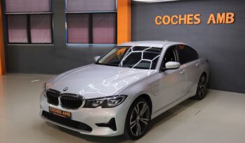 BMW 330e lleno