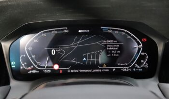 BMW 330e lleno