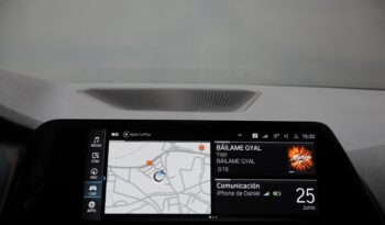 BMW 330e lleno