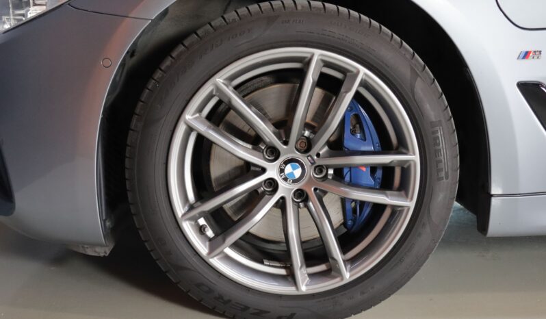 BMW 530e M iPerformance lleno