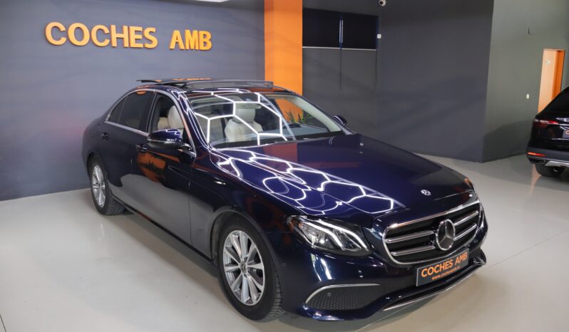 MERCEDES-BENZ E200d lleno