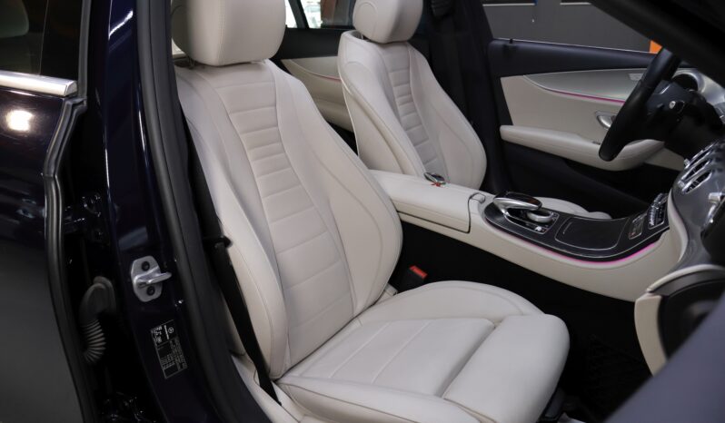 MERCEDES-BENZ E200d lleno