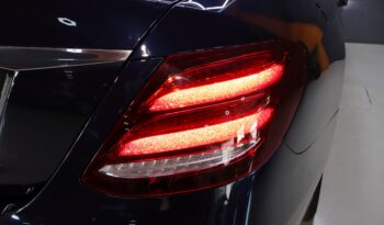 MERCEDES-BENZ E200d lleno