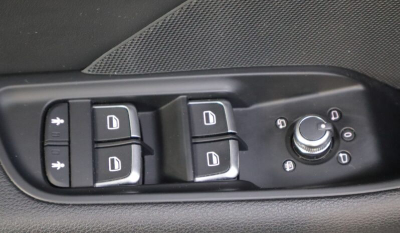 AUDI A3 1.8 TFSI 180 quattro lleno