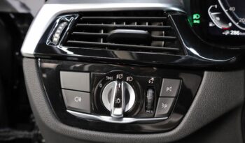 BMW 530e xDrive Touring lleno