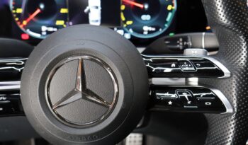 MERCEDES-BENZ E 300e AMG lleno