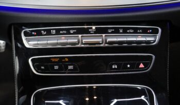 MERCEDES-BENZ E 300e AMG lleno