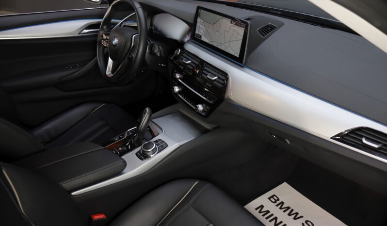 BMW 530e Touring lleno