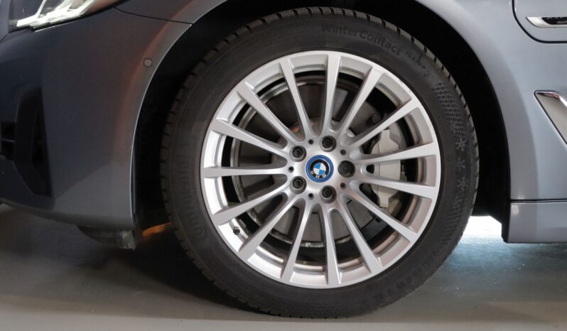 BMW 530e Touring lleno