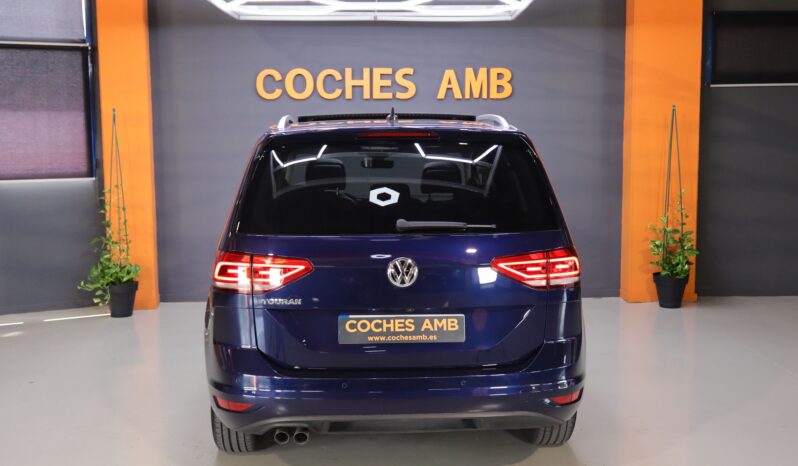 VOLKSWAGEN Touran lleno