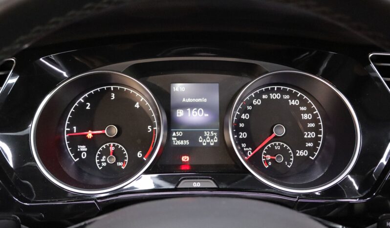 VOLKSWAGEN Touran lleno