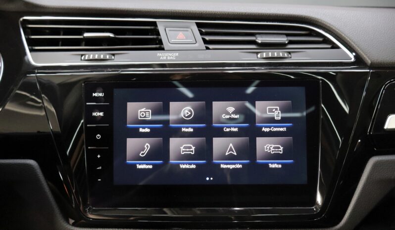 VOLKSWAGEN Touran lleno