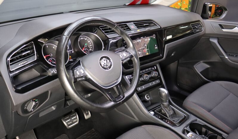 VOLKSWAGEN Touran SOUND 2.0TDI 150CV DSG lleno