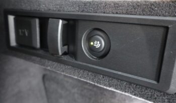 BMW 320e xDrive Touring lleno
