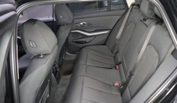 BMW 320e xDrive Touring lleno